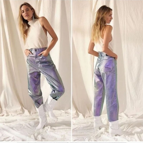 NWT Levi's Pearlized Iridescent Coated Barrel Crop Jeans 29 - Picture 1 of 12